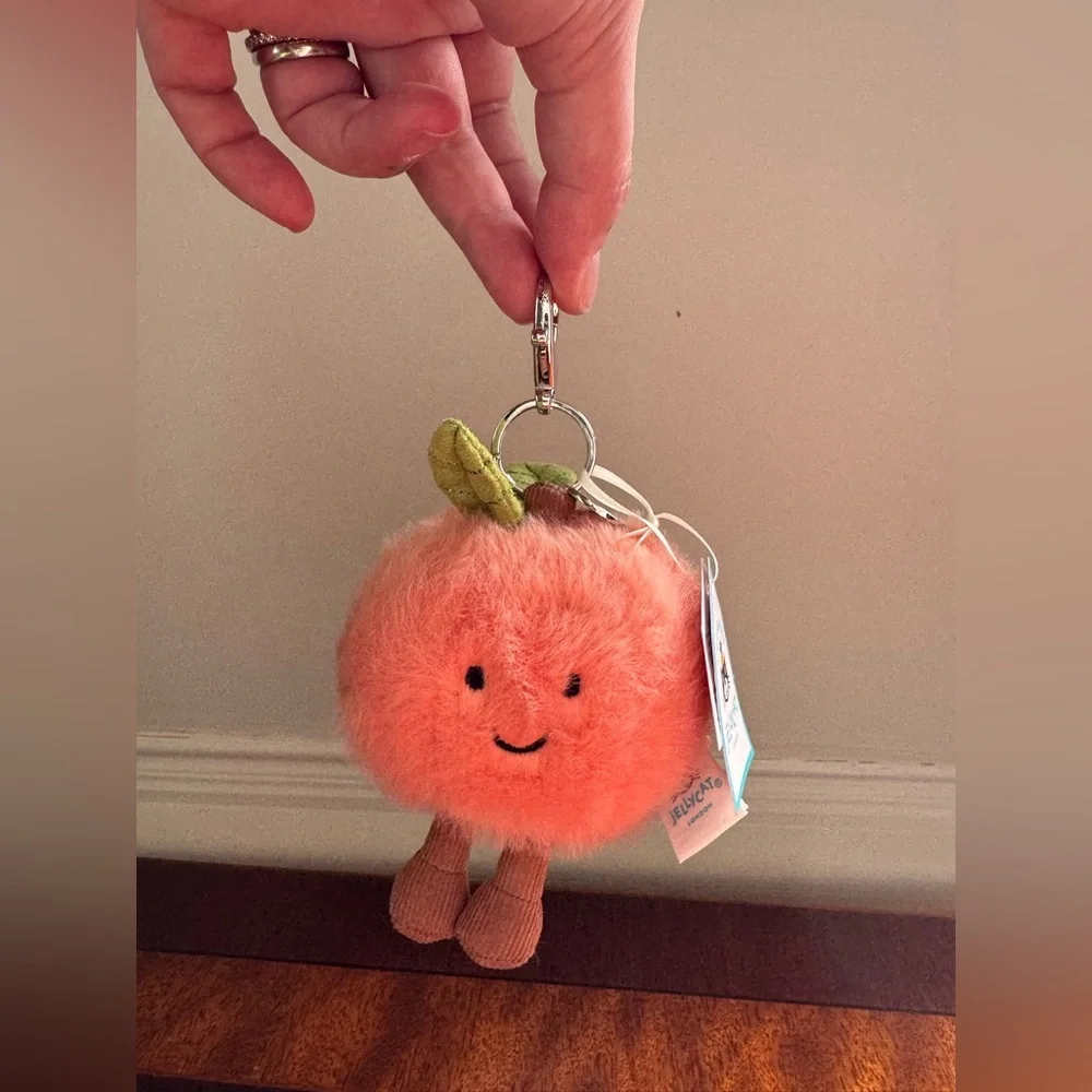 BNWT Jellycat Amuseables Peach Bag Charm - Picture 7 of 10